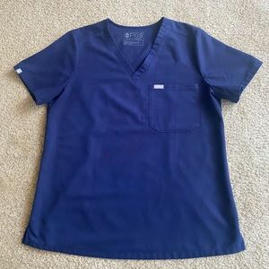 Figs Women’s Catarina One- Pocket Scrub Top Navy Blue